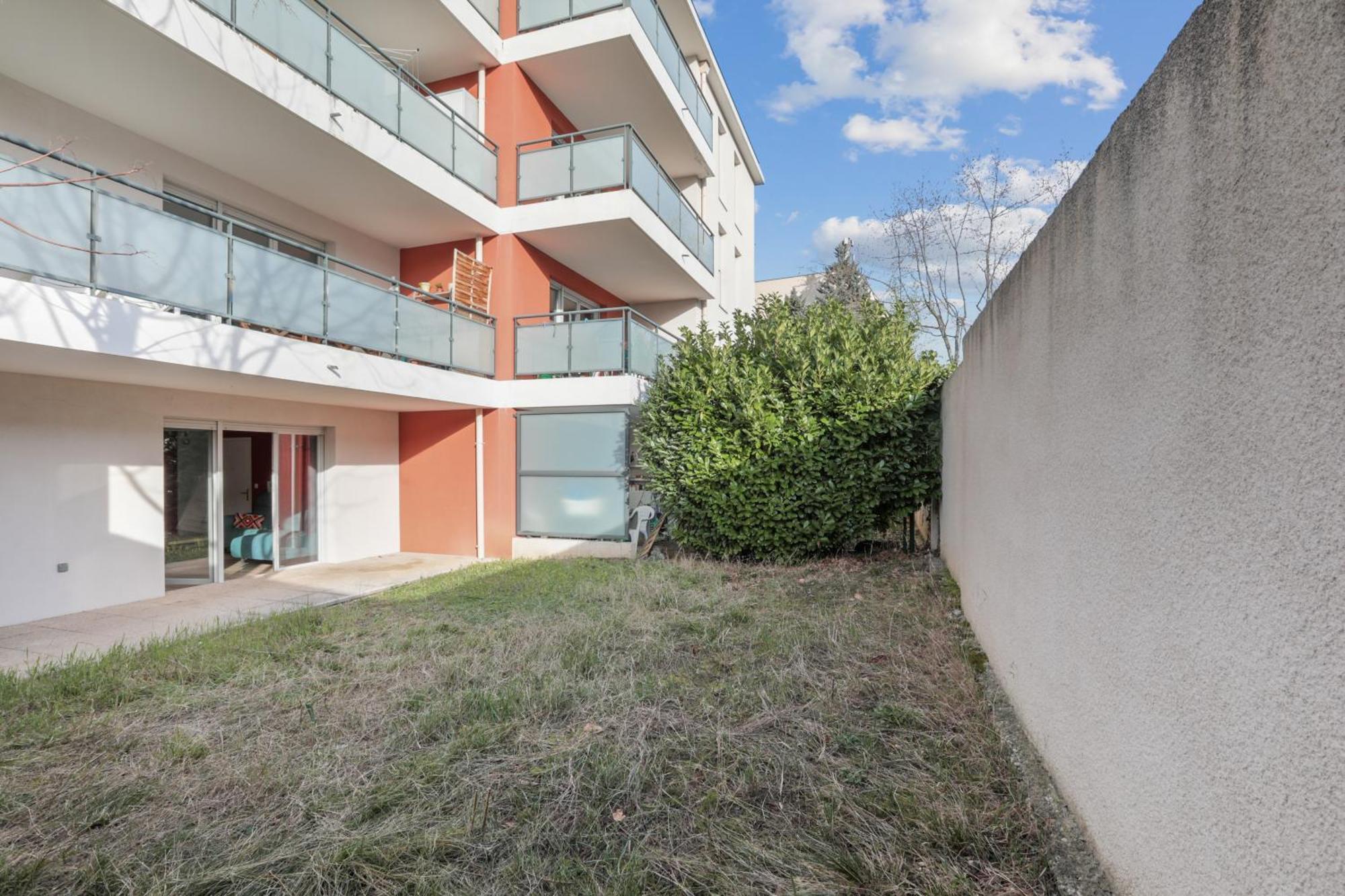 Comfort And Tranquility Near Lyon And Groupama Stadium, 4 Personnes Meyzieu Dış mekan fotoğraf